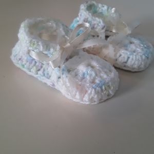 Handmade crochet baby shoes